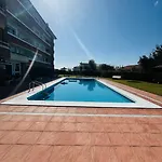 Simpatico Piso Con 2 Piscinas Y Vistas Al Mar Apartment *