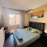 Simpatico Piso Con 2 Piscinas Y Vistas Al Mar Apartman