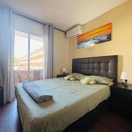 Simpatico Piso Con 2 Piscinas Y Vistas Al Mar