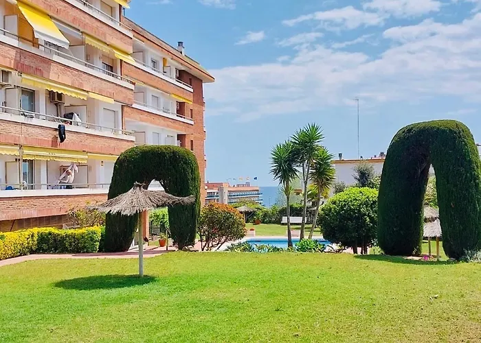 Simpatico Piso Con 2 Piscinas Y Vistas Al Mar Appartement