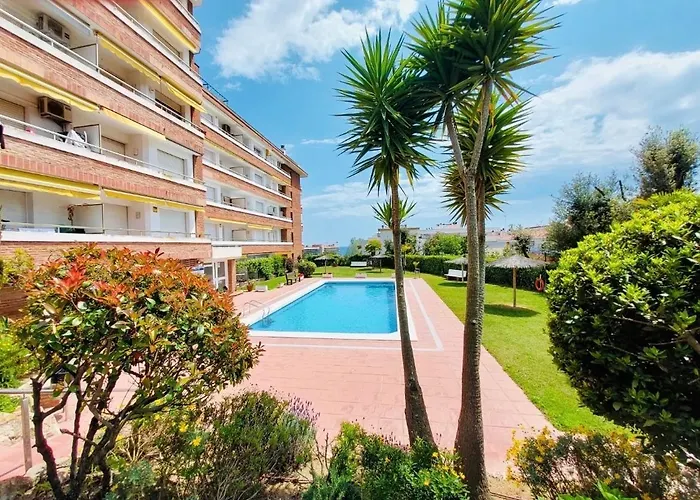 Simpatico Piso Con 2 Piscinas Y Vistas Al Mar