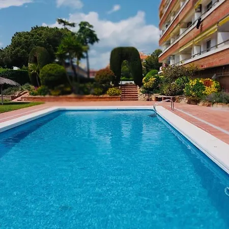 Simpatico Piso Con 2 Piscinas Y Vistas Al Mar 아파트 *
